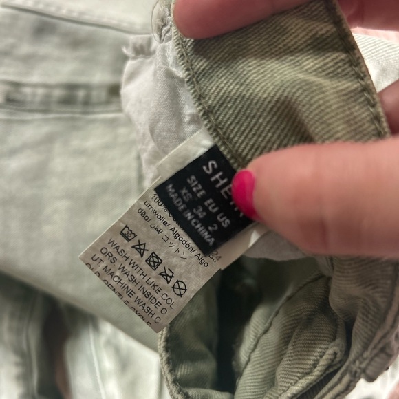 Jeans - Picture 5 of 5